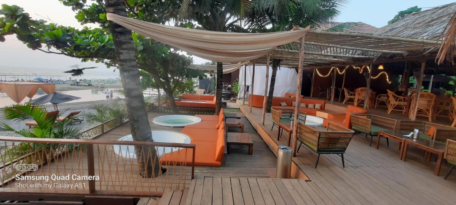 Hotel Sinq Beach Morjim Exterior foto